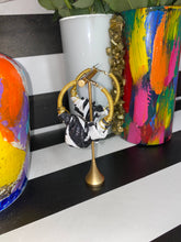 Load image into Gallery viewer, Mini Kabore Queen Hoops- Zebra
