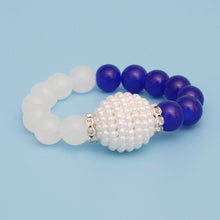 Load image into Gallery viewer, Blue &amp; White Pearl Bead Bracelet
